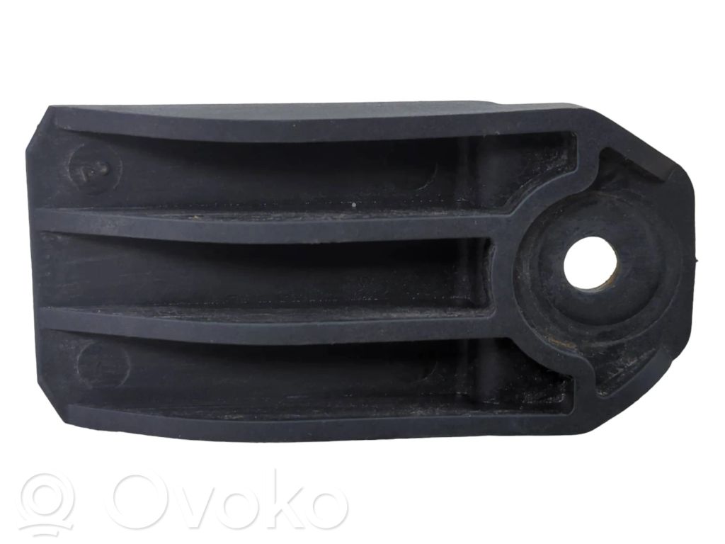 BMW 5 E39 Support, fixation radiateur 