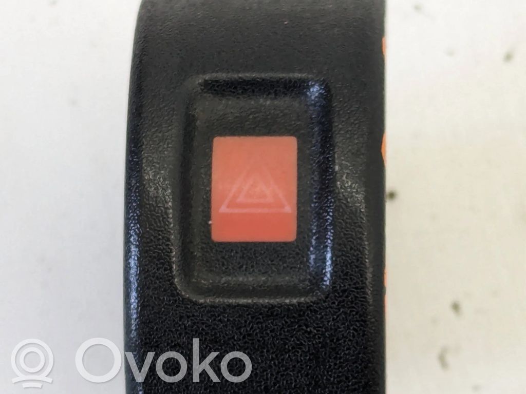 Opel Astra G Hazard light switch 