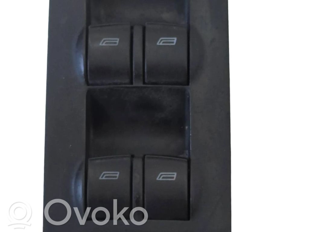 Audi A6 S6 C5 4B Przyciski szyb 