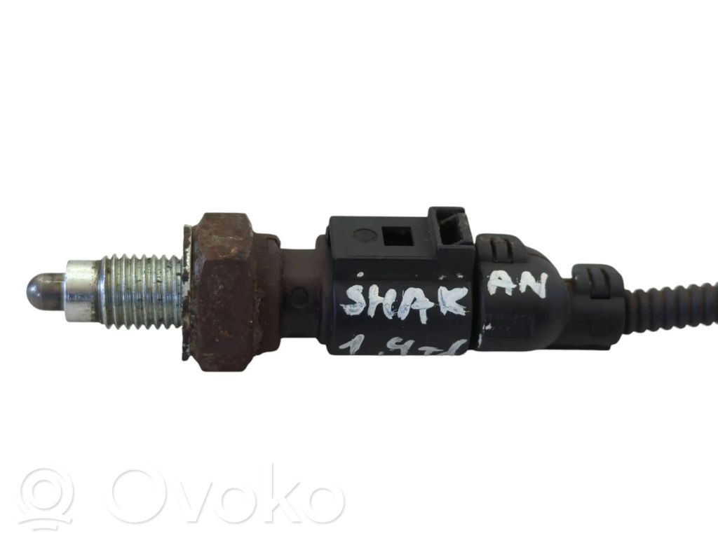 Włącznik / Czujnik świateł cofania   02T945415
