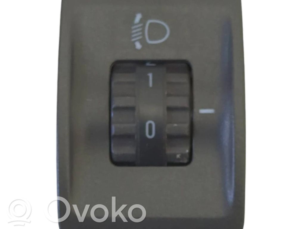 Fiat Punto (188) Headlight level height control switch 