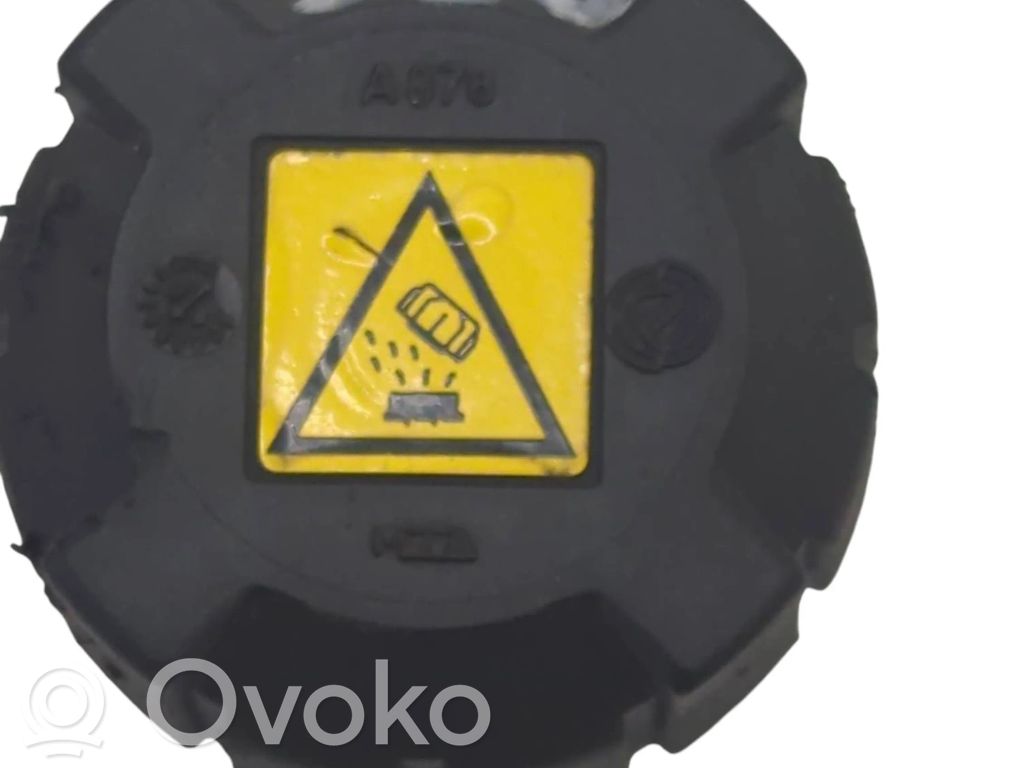 Volvo S60 Jäähdytysnesteen paisuntasäiliön korkki 