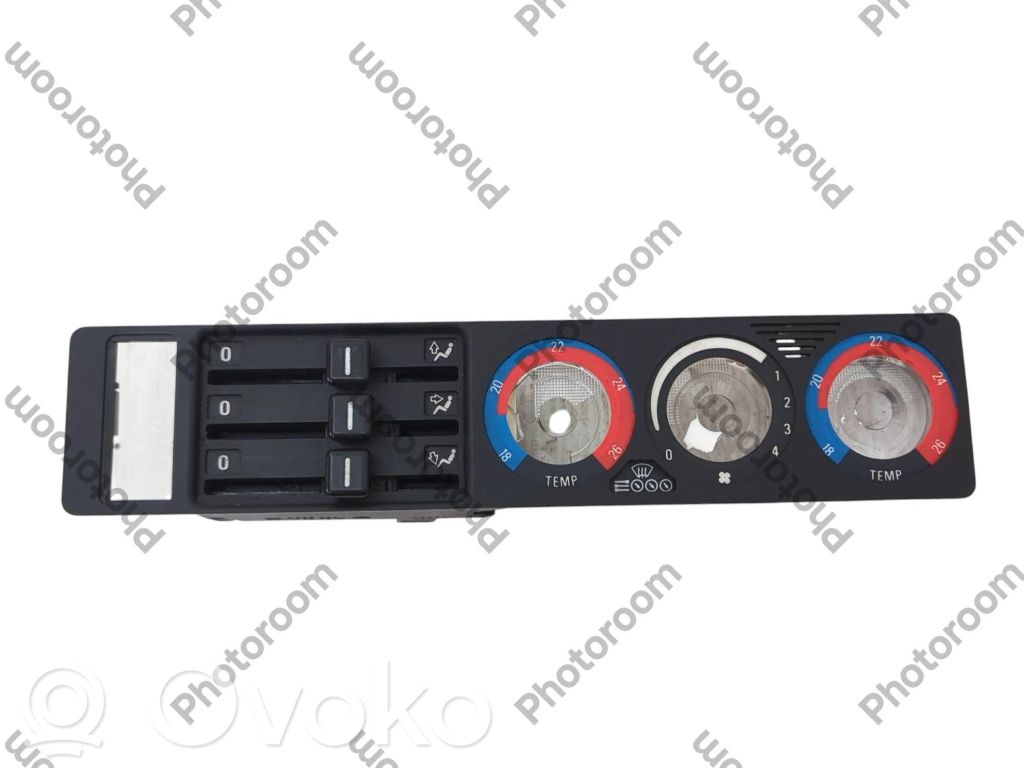 BMW 5 E34 Climate control unit 