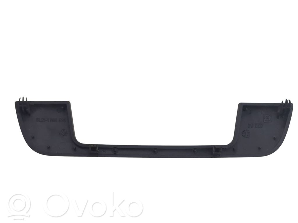 BMW 3 E36 Tapa manecilla puerta delantera 