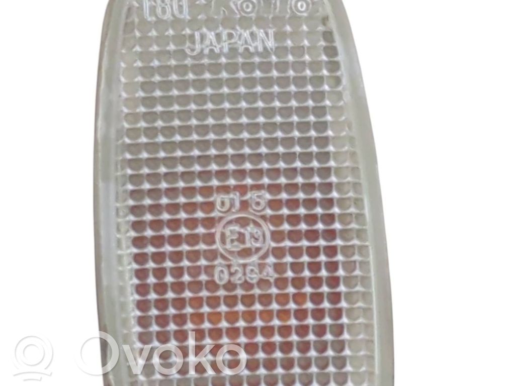 Toyota Corolla Verso E121 Front fender indicator light 