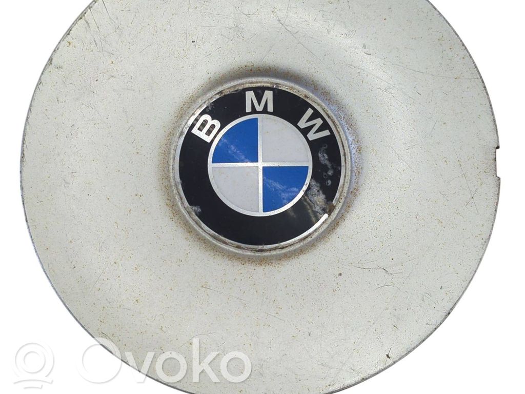 BMW 5 E34 Alkuperäinen pölykapseli 