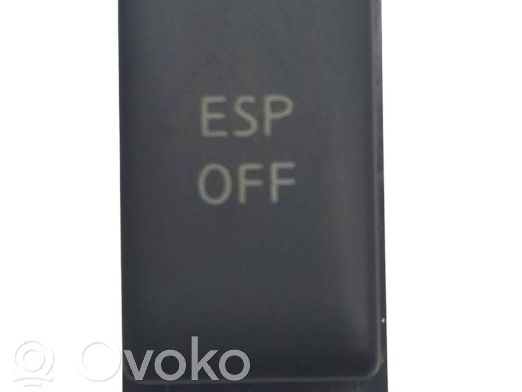 Nissan Qashqai ESP (stability program) switch 