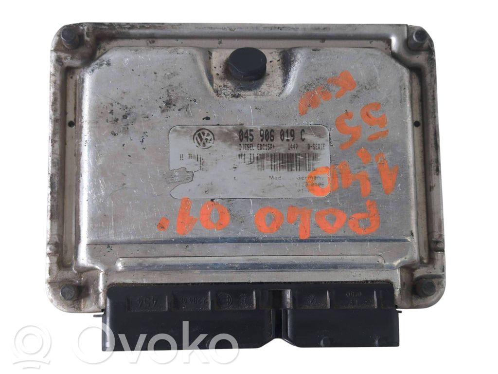 Volkswagen Polo Engine control unit/module 