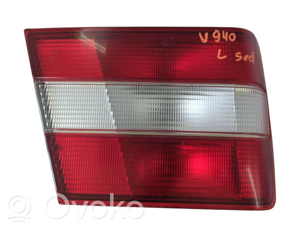 Volvo 940 Galinis žibintas dangtyje 