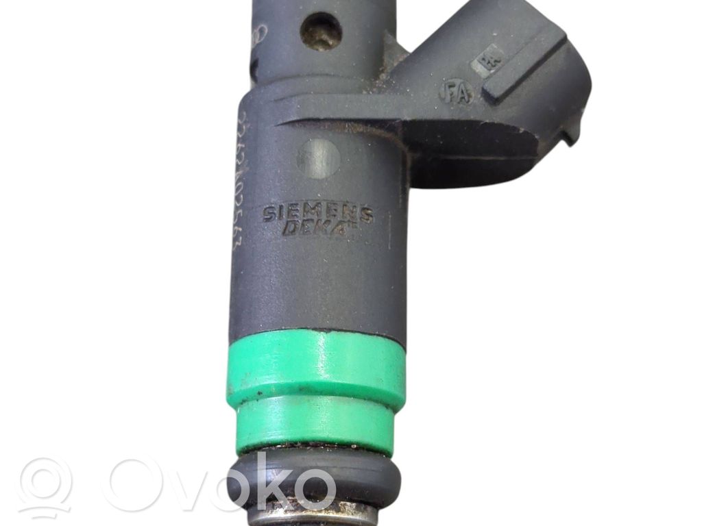 Audi A6 S6 C5 4B Inyector de combustible 