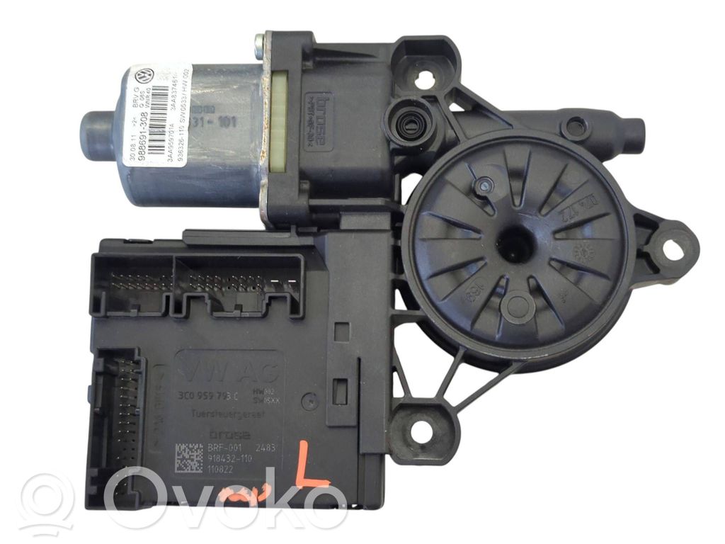 Volkswagen PASSAT B7 Silnik regulatora szyby drzwi przednich 