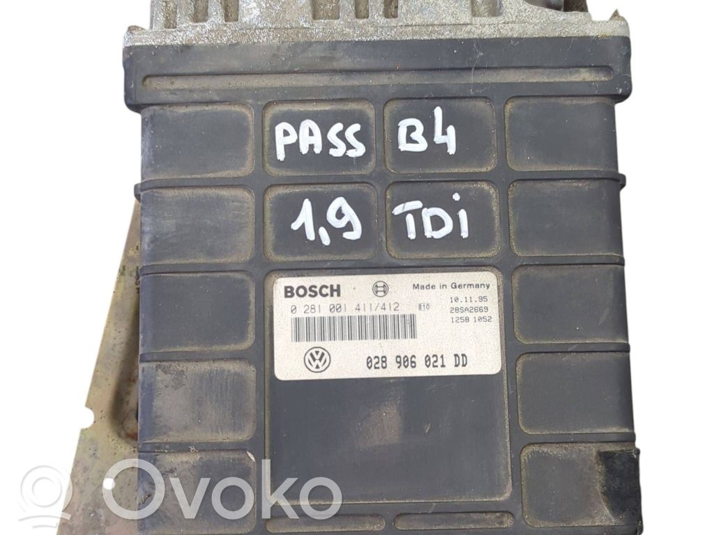 Volkswagen PASSAT B4 Engine control unit/module 