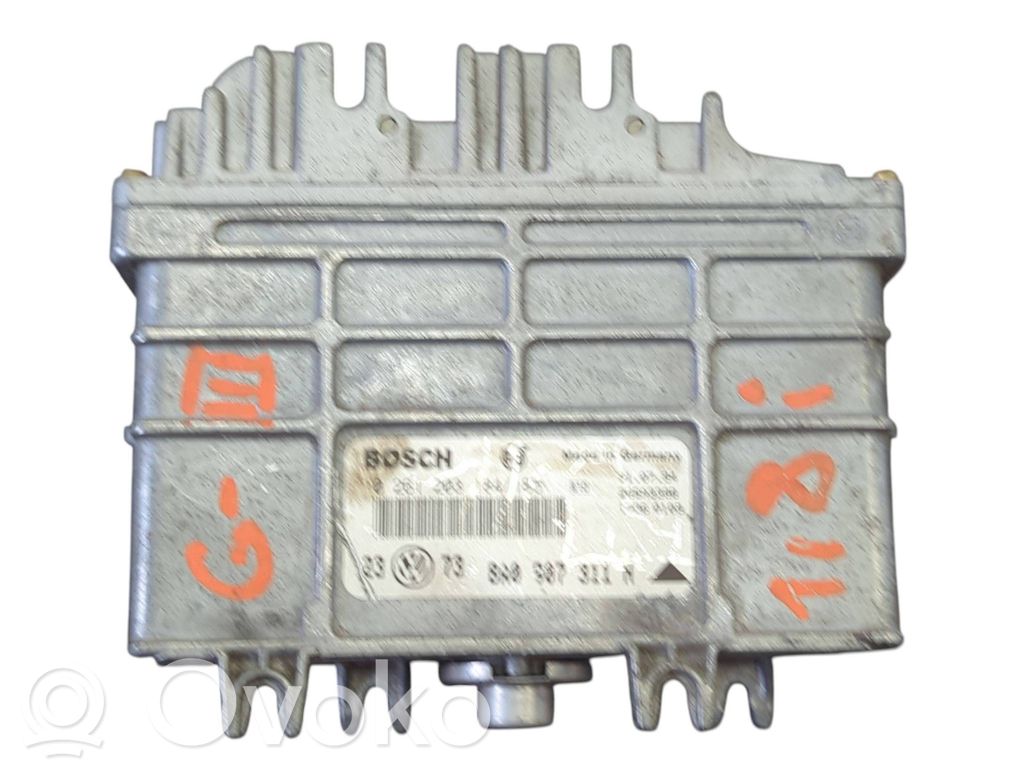Volkswagen Golf III Engine control unit/module 