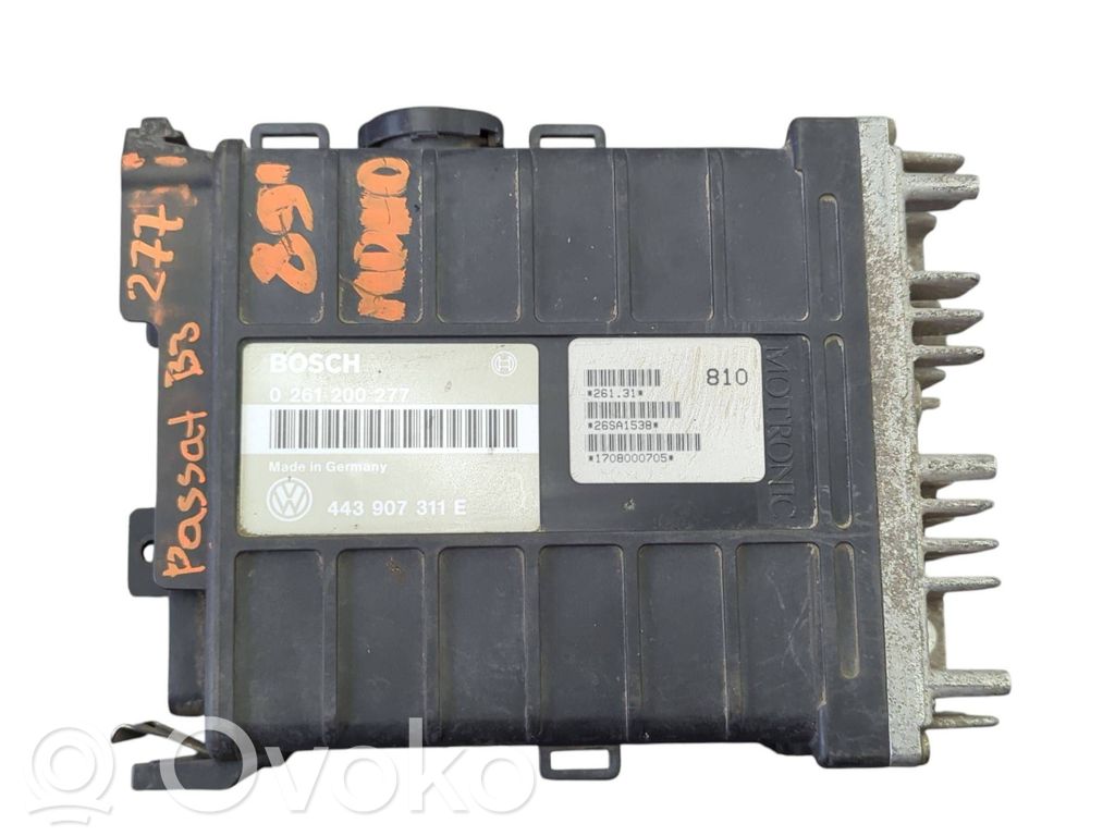 Engine control unit/module   0261200277,443907311E