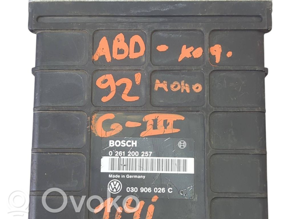 Volkswagen Golf III Engine control unit/module 