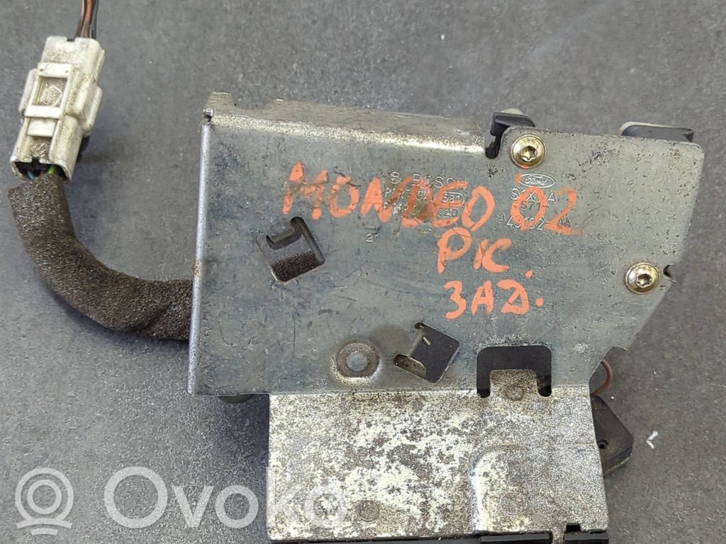 Ford Mondeo Mk III Tailgate/trunk/boot lock/catch/latch 