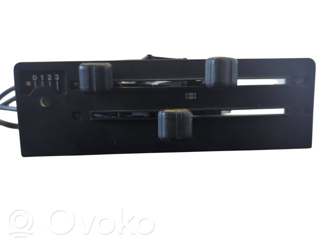 Audi 80 90 B2 Climate control unit 