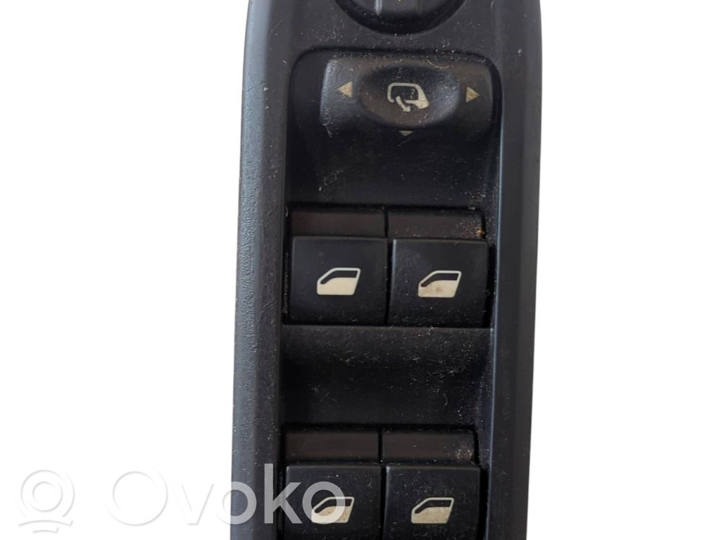Citroen C5 Electric window control switch 