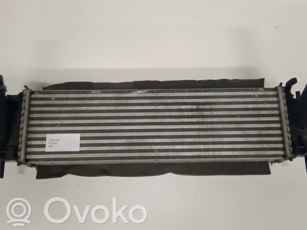 Mercedes-Benz X-class W470 Chłodnica powietrza doładowującego / Intercooler 