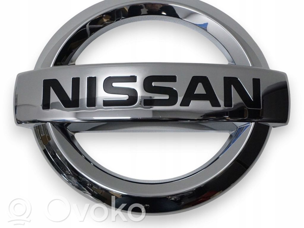 Nissan Navara D40 Siglă fabricant/emblemă 