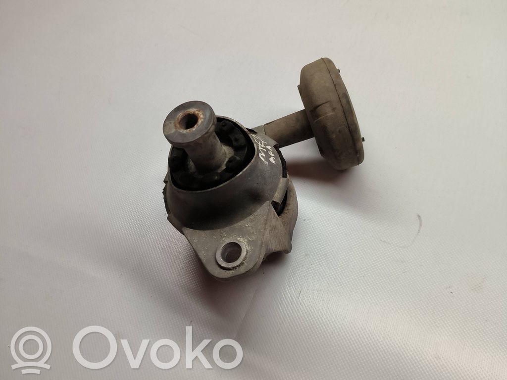 Opel Meriva B Engine mount bracket 