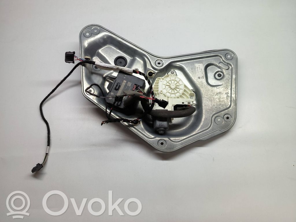 Skoda Yeti (5L) Rear door window regulator with motor 