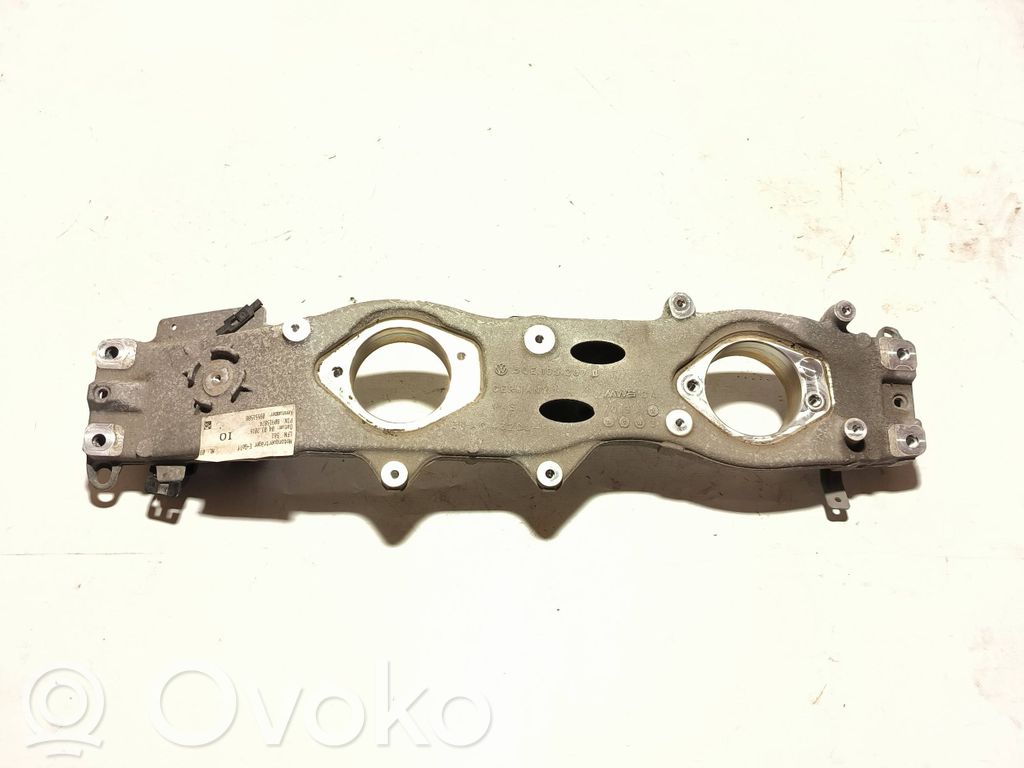 Volkswagen e-Golf Engine mounting bracket 