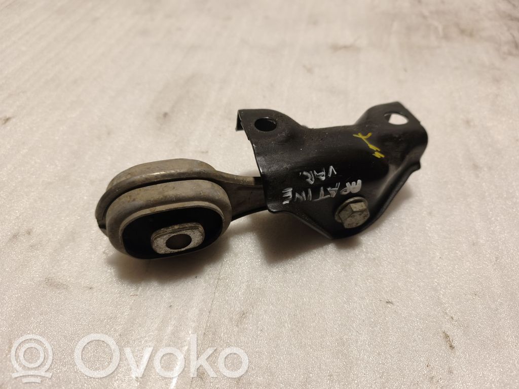 Dacia Sandero III Engine mount bracket 