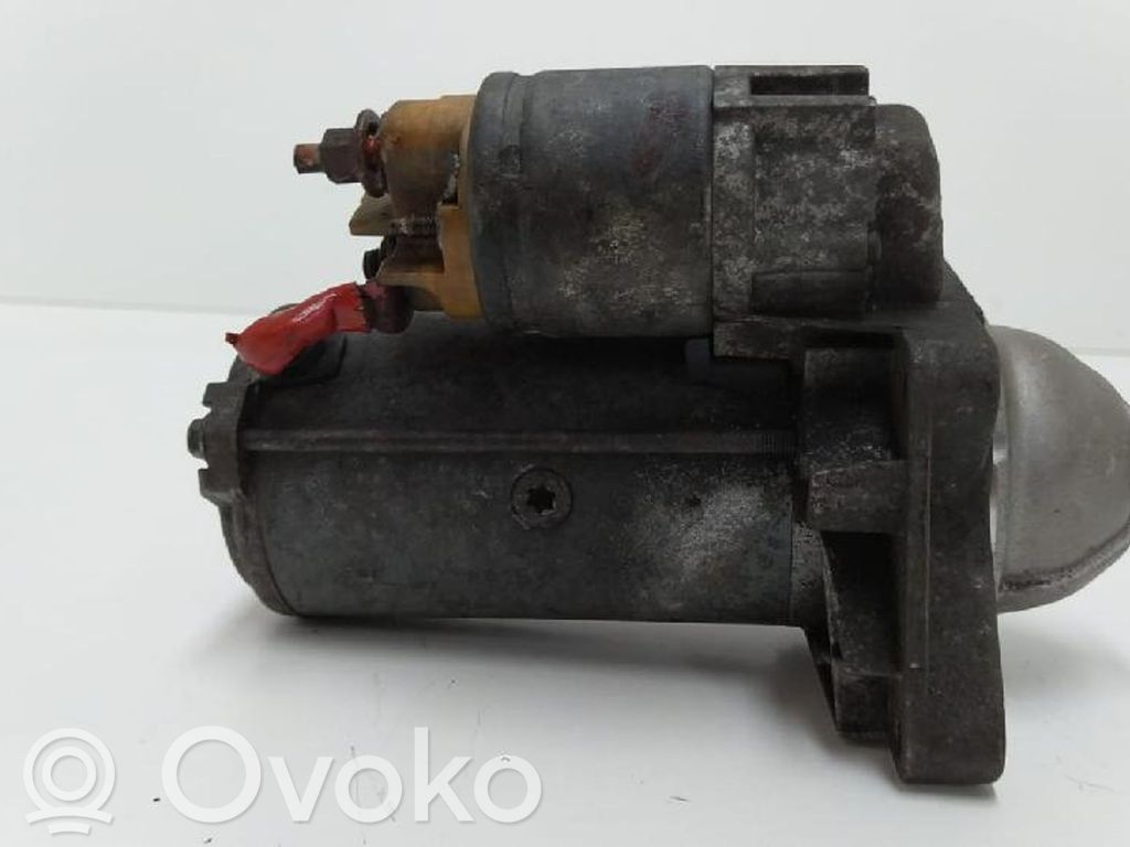 Motor de arranque   TS22E8,8200568535E