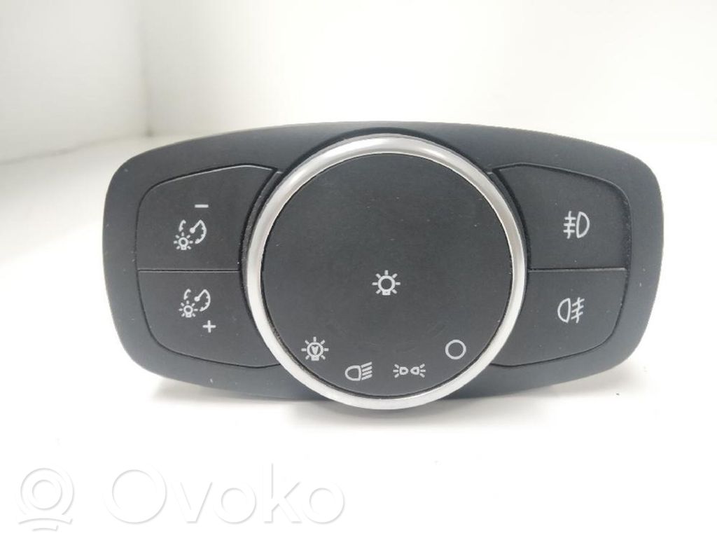 Ford Focus Light switch 