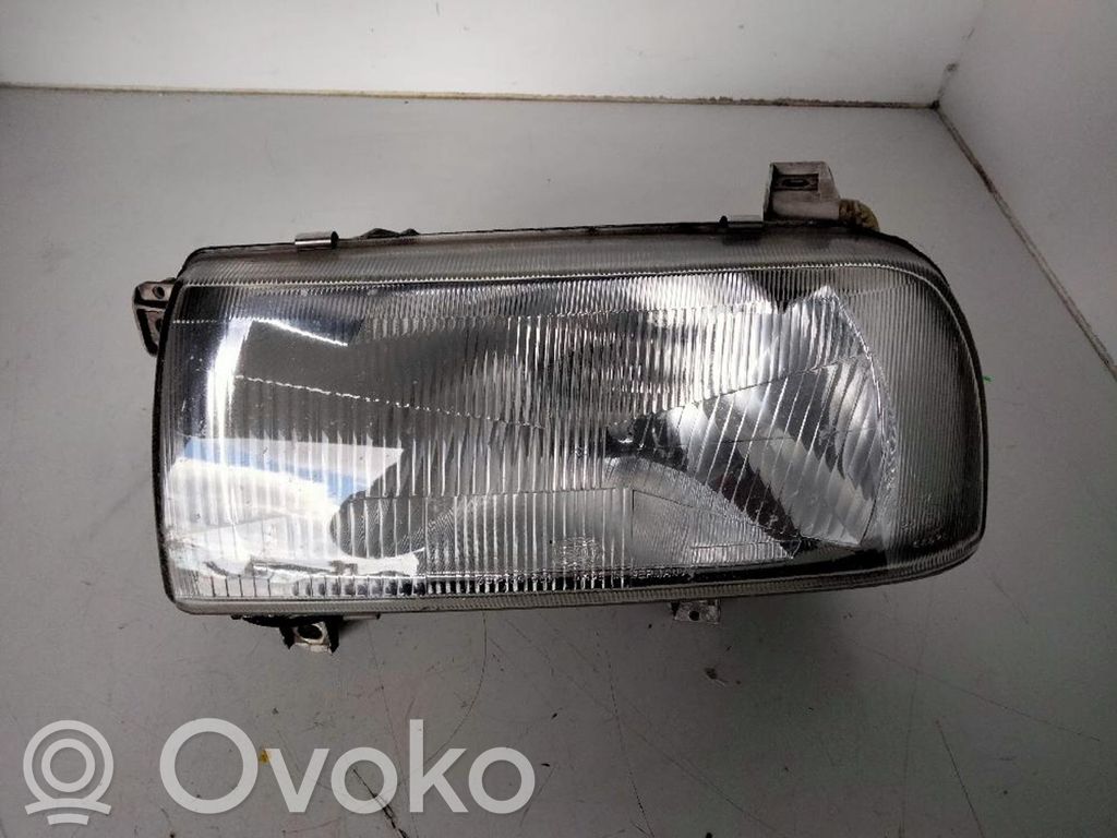 Volkswagen Vento Scheinwerfer 