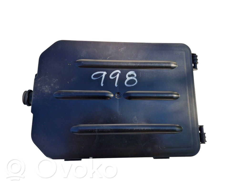 Engine control unit box   8126038