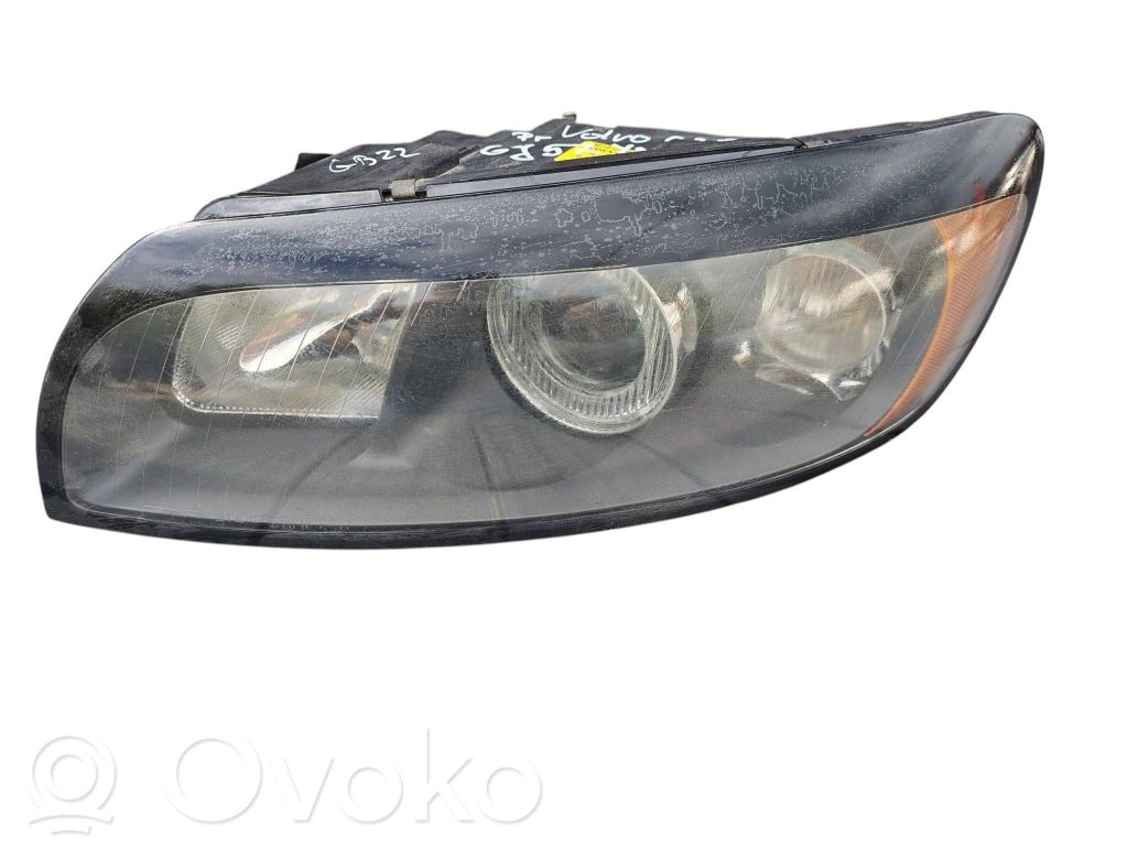 Volvo C30 Lampa przednia 