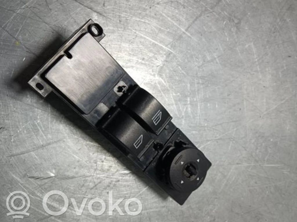 Electric window control switch