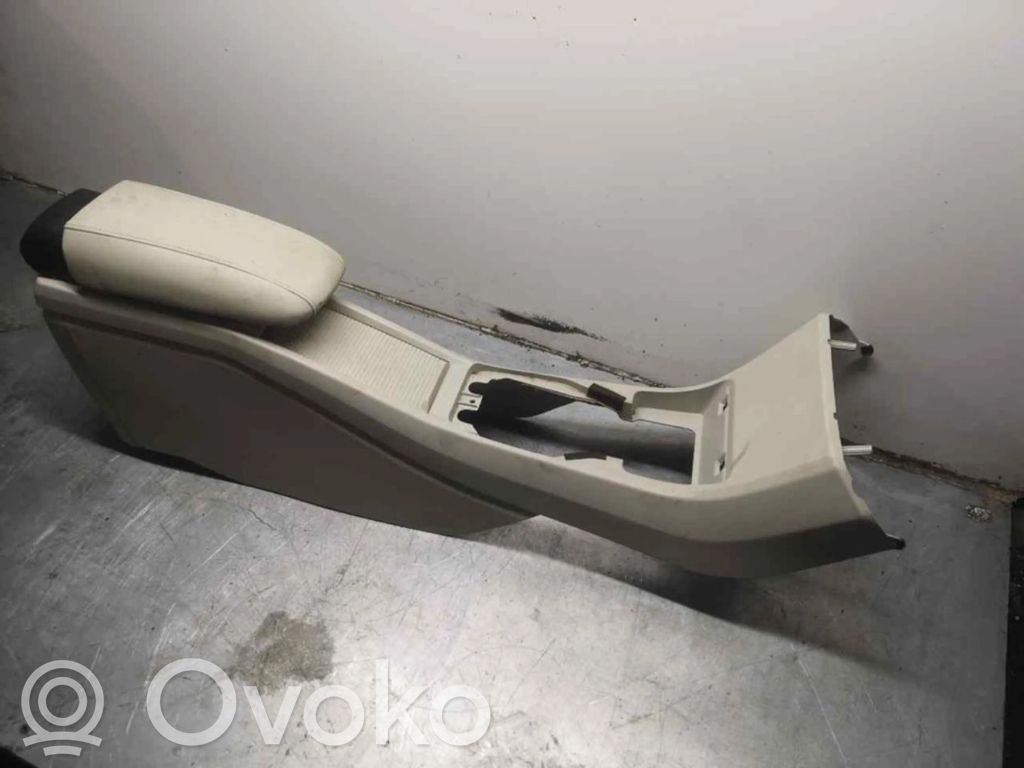 Volvo V40 Cotieră scaun spate 