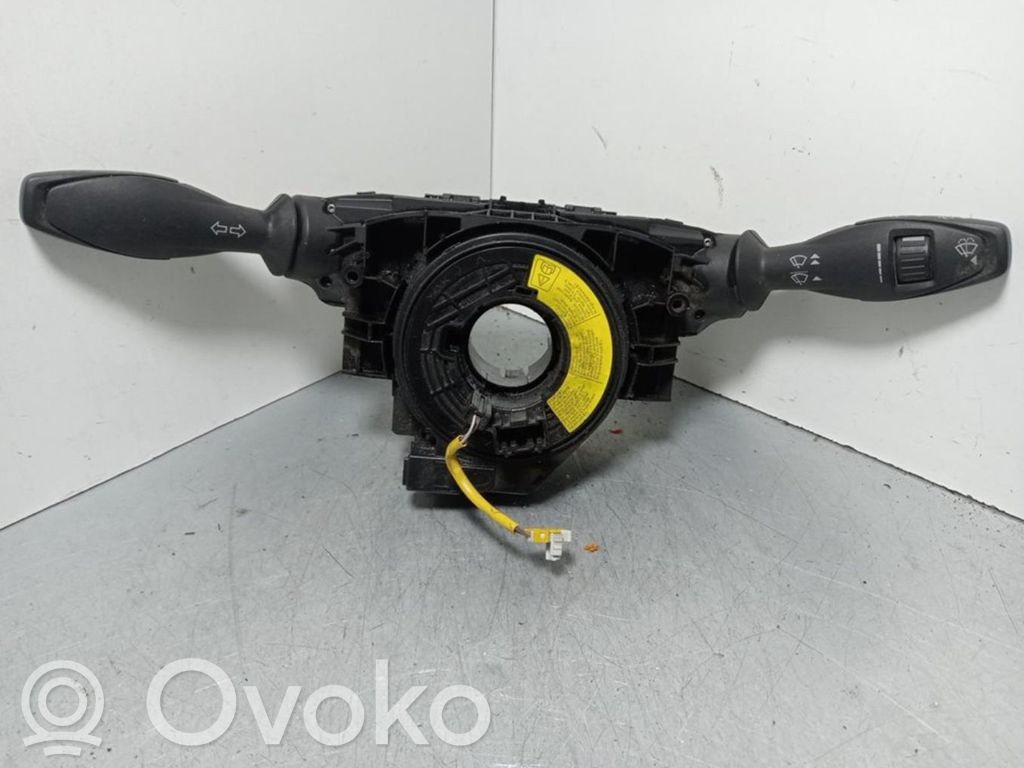 Interruptor de control multifunción   8A6T14A664
