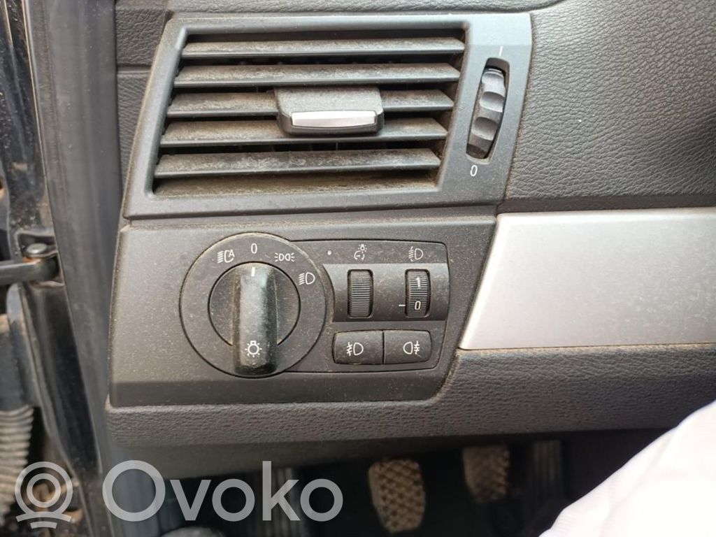 Light switch