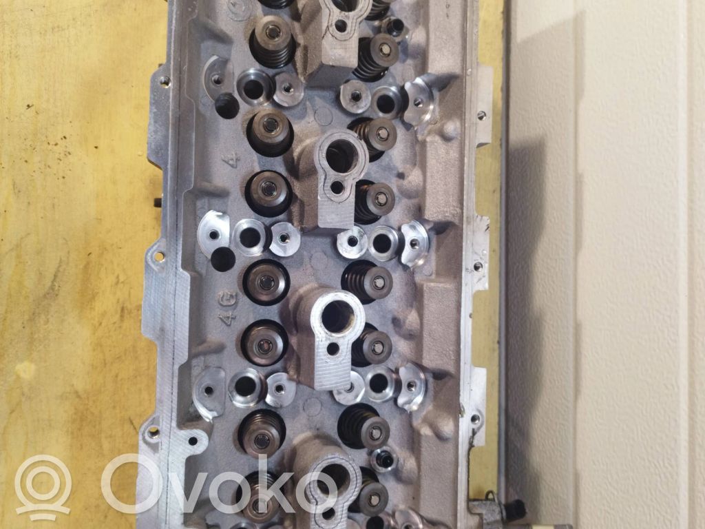 Chrysler PT Cruiser Engine head 