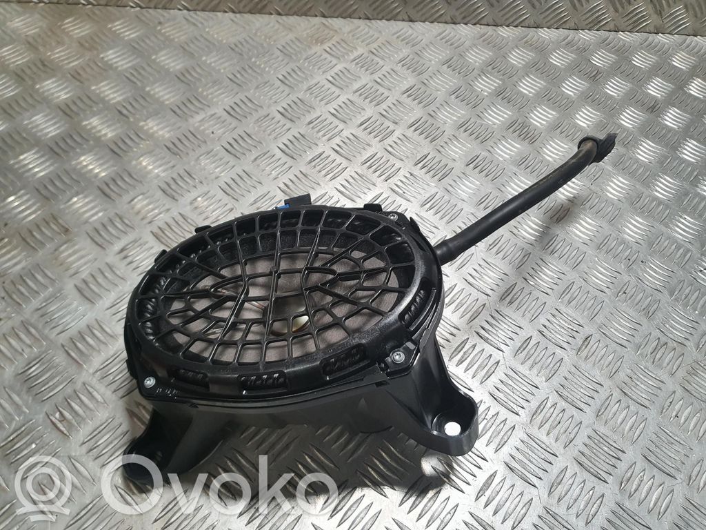 Renault Captur II Subwoofer speaker 