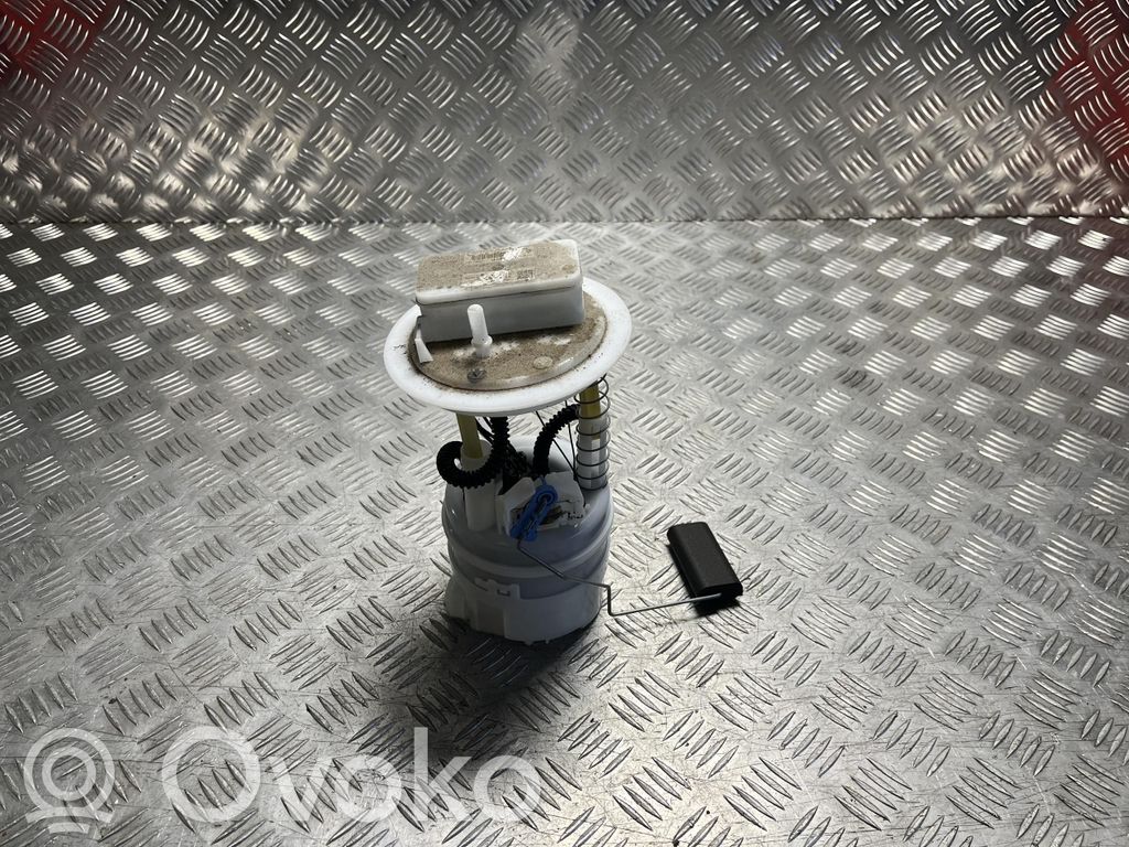 Renault Captur II Bomba interna de combustible 