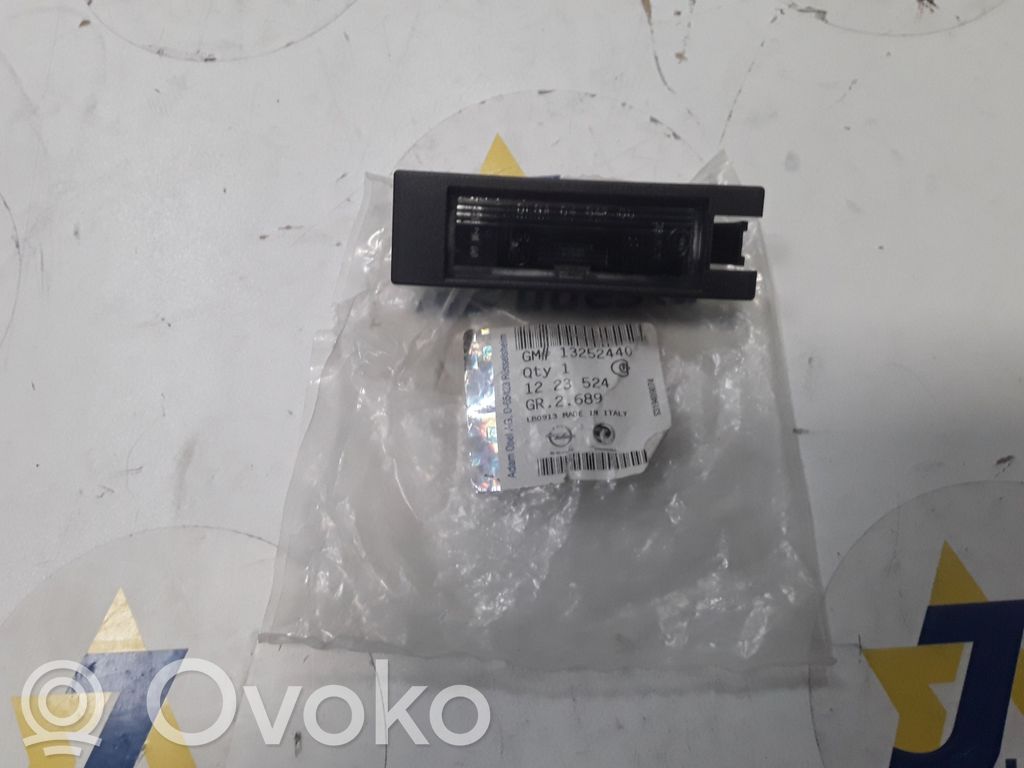 Opel Zafira B Lampă număr 