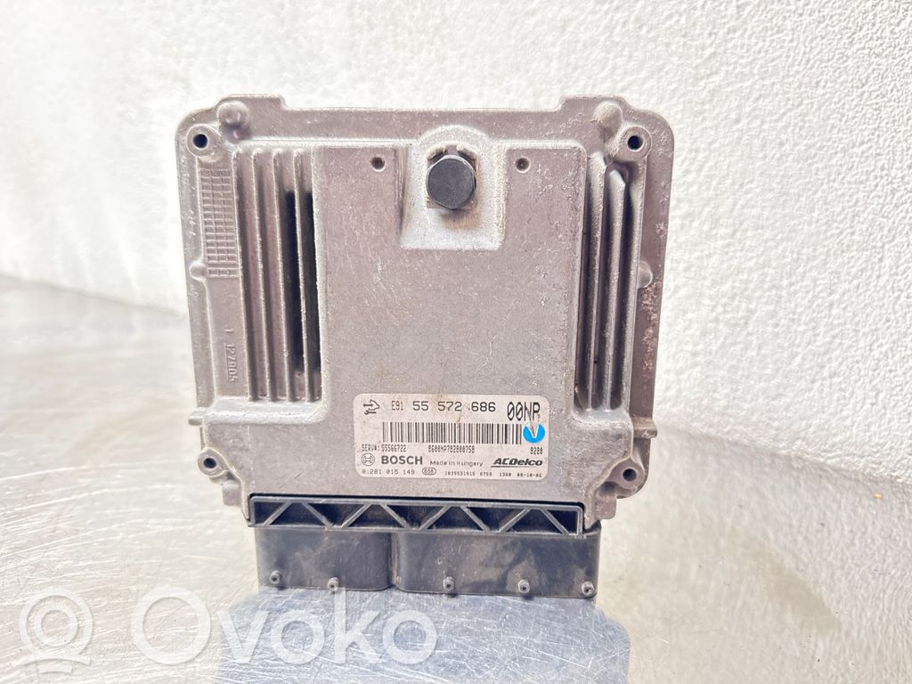Opel Insignia A Engine control unit/module 