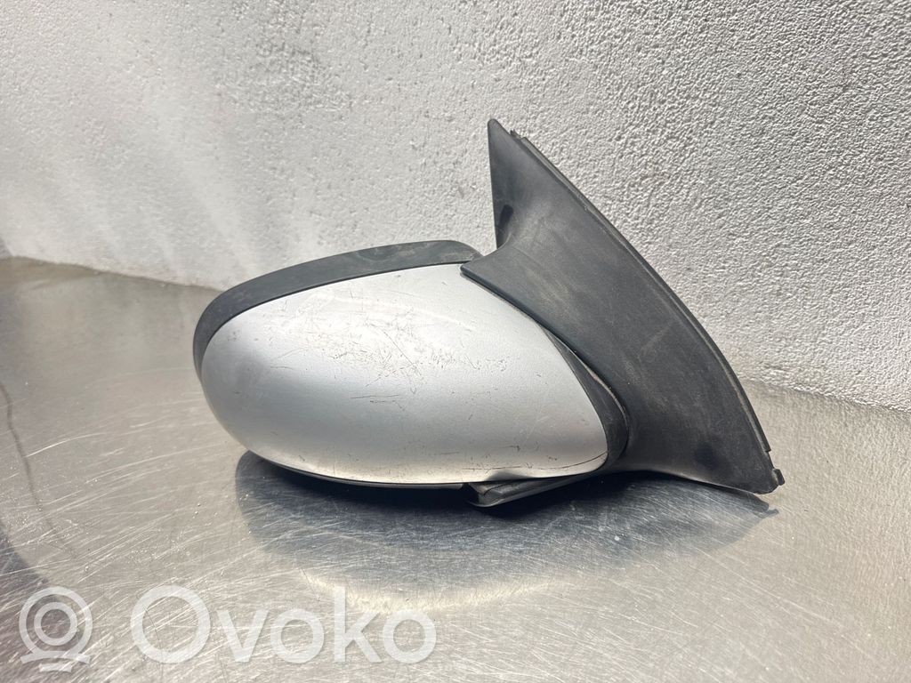 Opel Omega B1 Front door electric wing mirror 