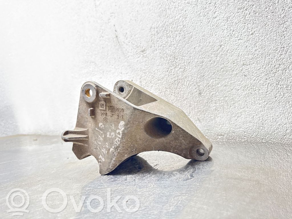 Opel Vectra C Engine mounting bracket 