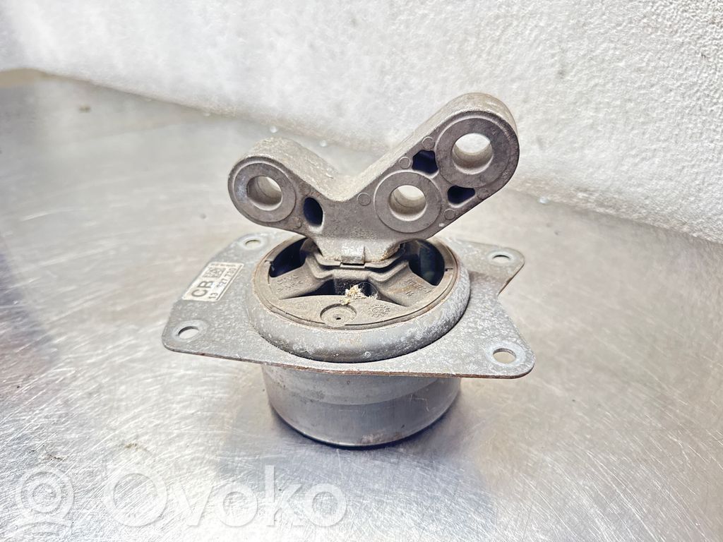 Engine mount bracket   13227730