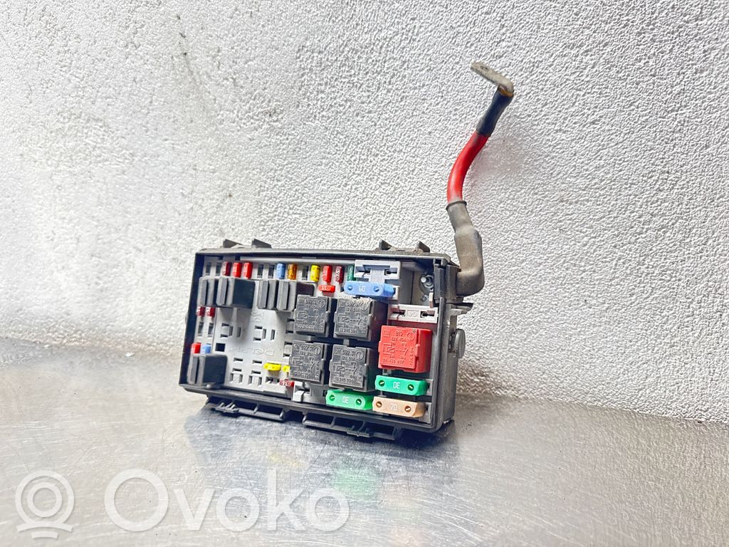 Opel Corsa D Fuse module 