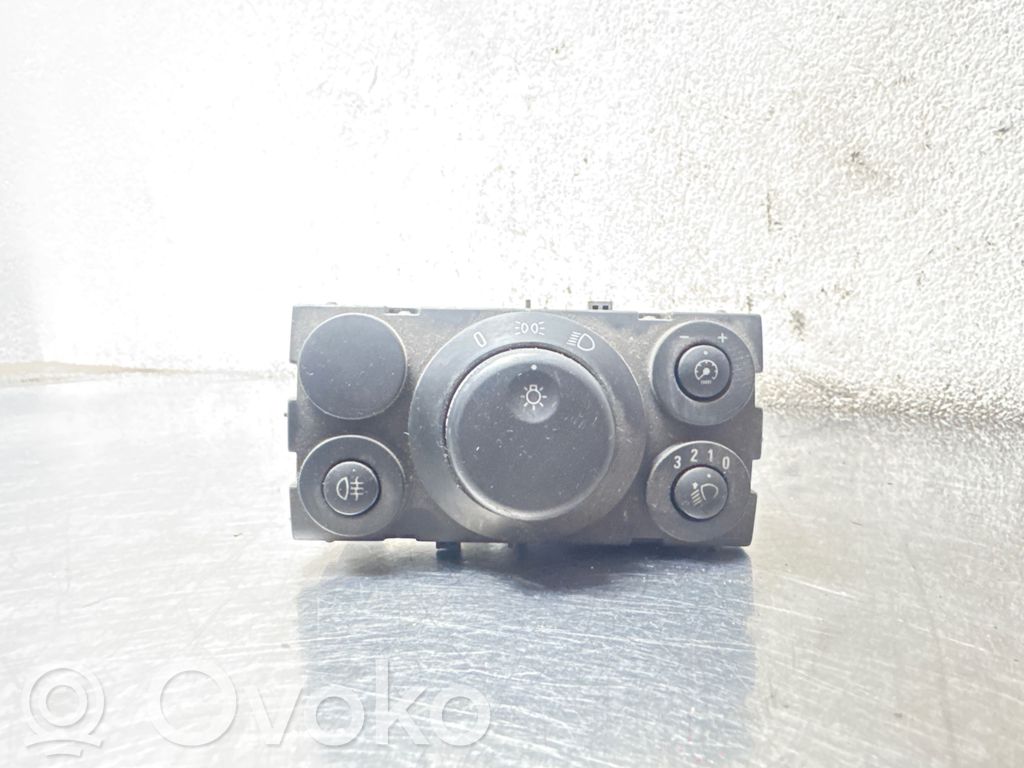 Interruptor de luz   13100136,04063031C