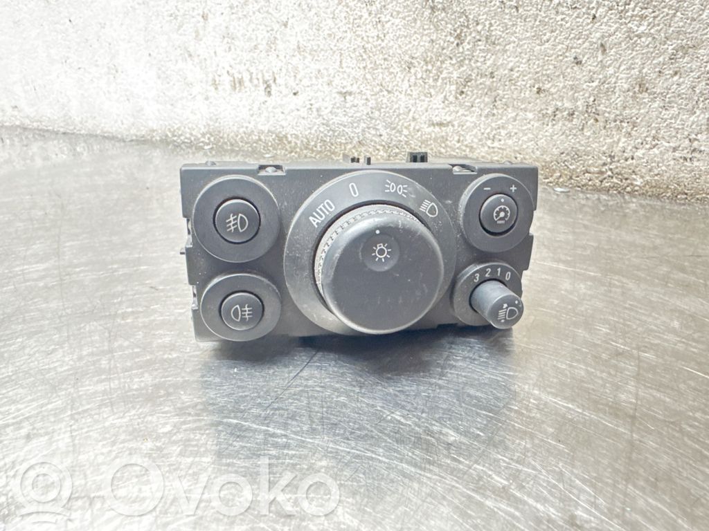 Opel Astra H Light switch 