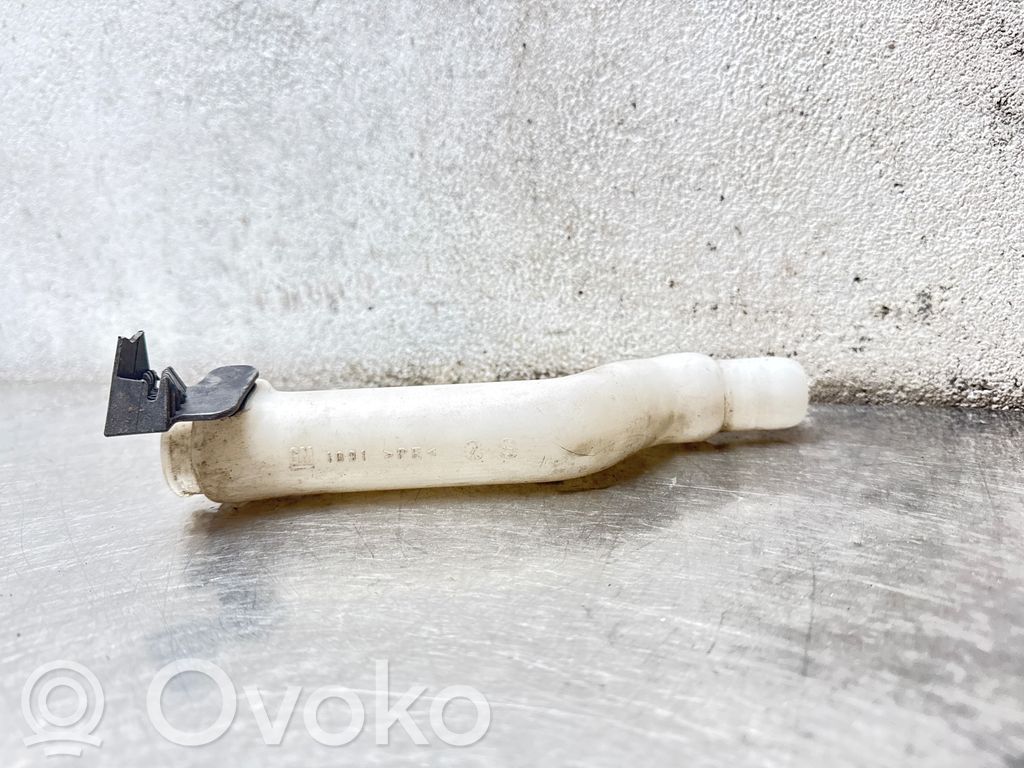 Opel Vectra C Window washer liquid tank fill tube 