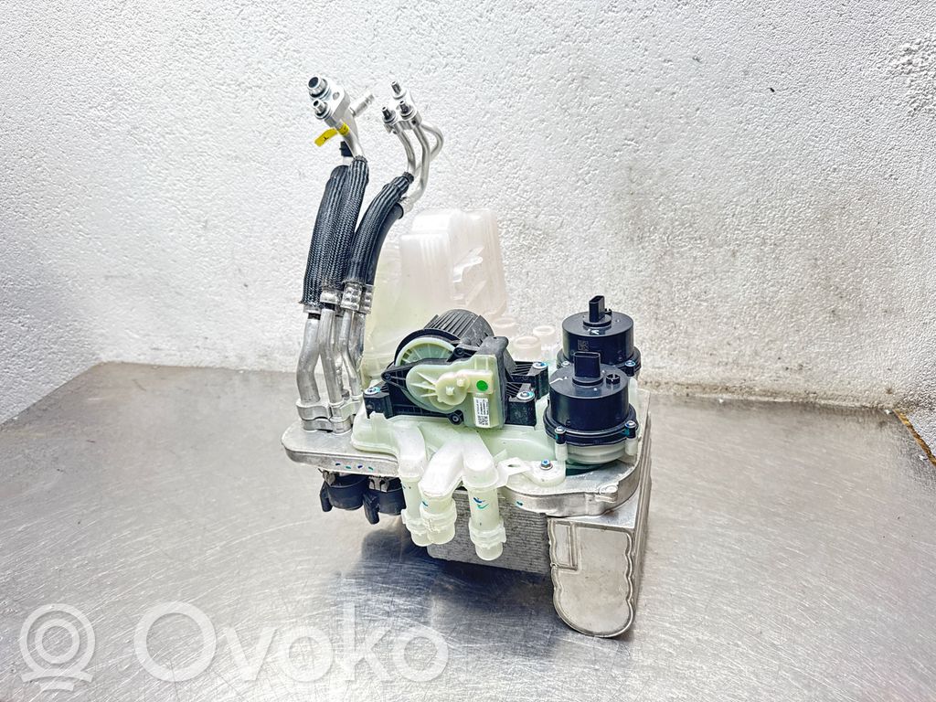 Hybridi-/sähköajoneuvon akun puhallin   161370300B,C2Y22347300140,154990200C,150685900E